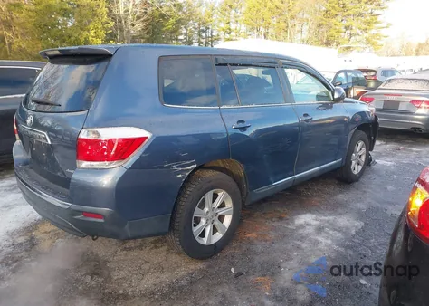2013 Toyota Highlander Base V6 из США, поврежденный, VIN 5TDBK3EH7DS262975